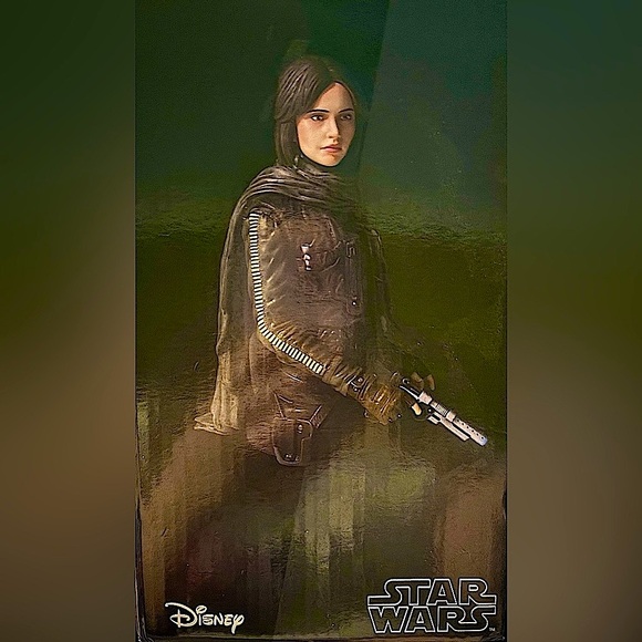 Star Wars Jyn Erso Collectible Mini Bust Limited Edition - Picture 6 of 9